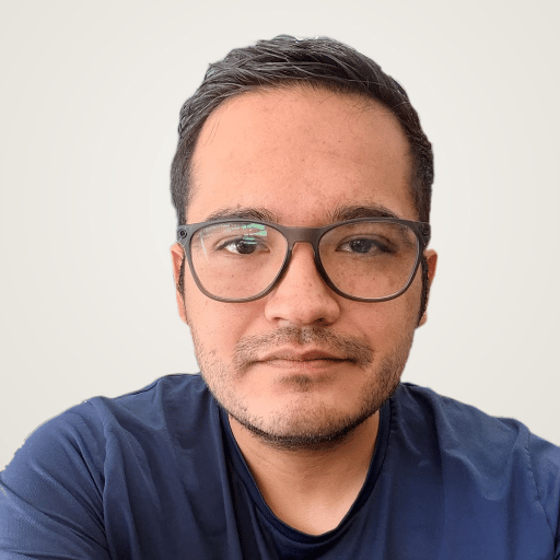 Gerardo Torres