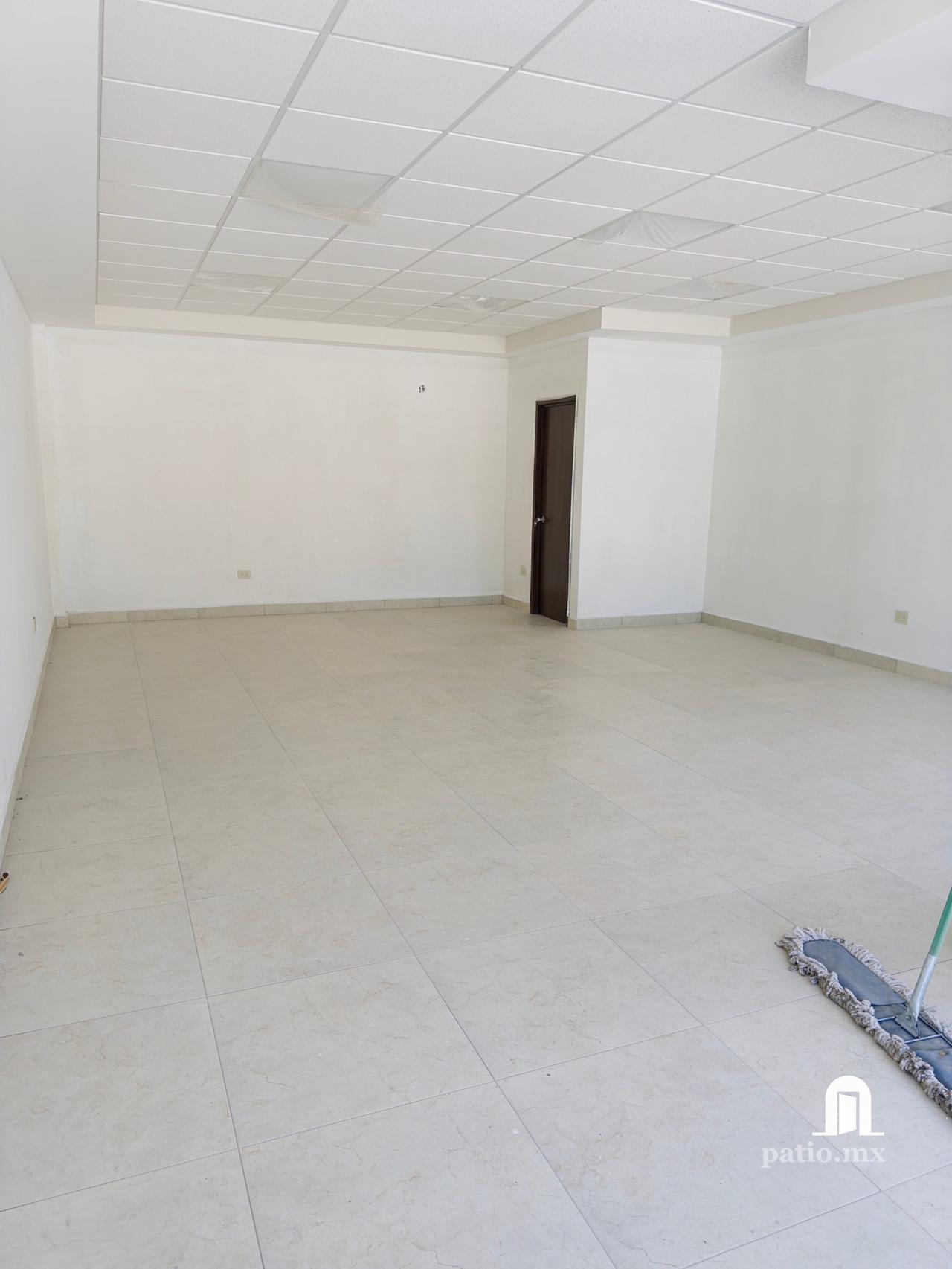 Local comercial de 56 m² en renta — Plaza NOVA (Local 4), Carr. Federal 85, Cd. Victoria — foto 2