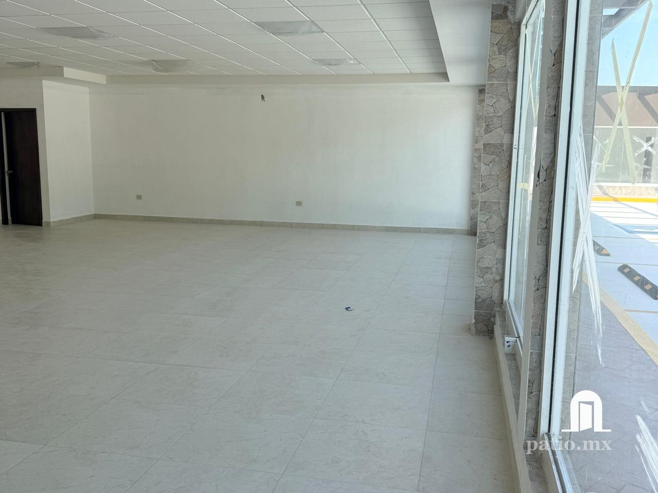 Local comercial de 52 m² en renta — Plaza NOVA (Local 8), Carr. Federal 85, Cd. Victoria — foto 3