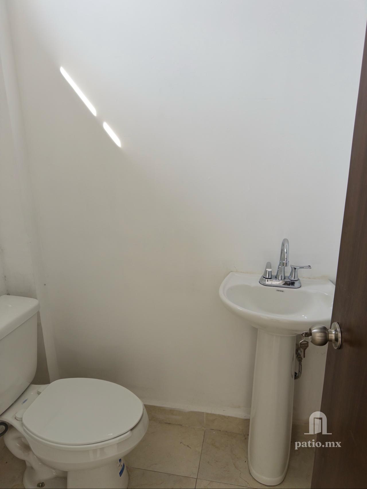 Local comercial de 54 m² en renta — Plaza NOVA (Local 5), Carr. Federal 85, Cd. Victoria — foto 4