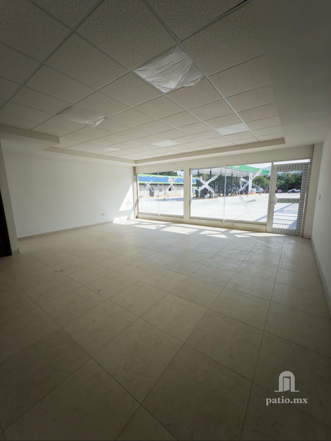 Local comercial de 52 m² en renta — Plaza NOVA (Local 8), Carr. Federal 85, Cd. Victoria — foto 9
