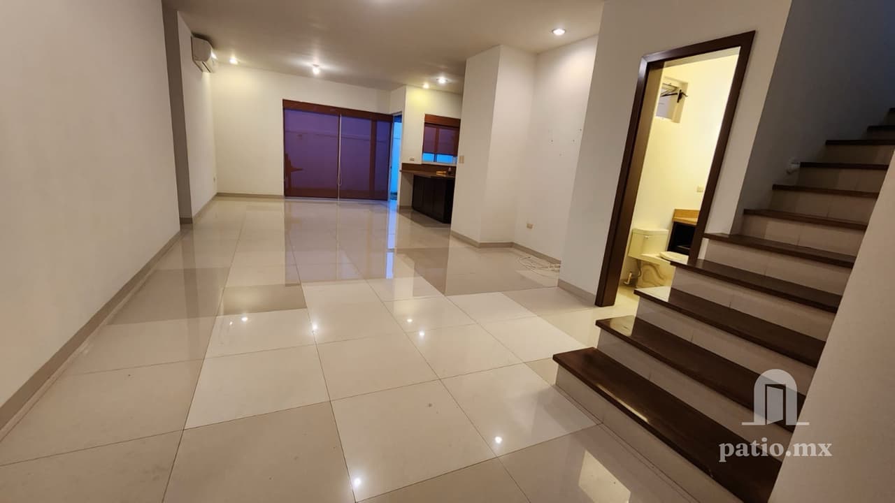 CASA EN FRACC LA SALLE — foto 4