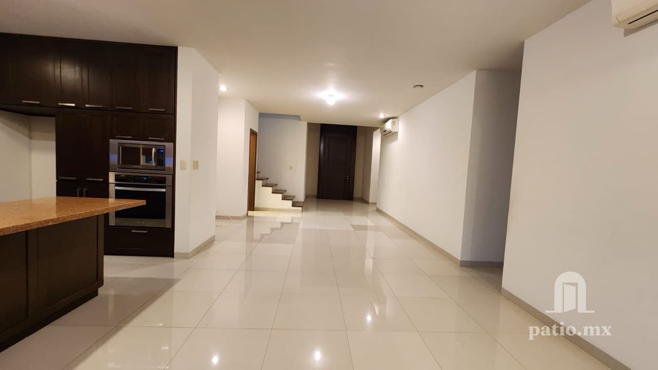 CASA EN FRACC LA SALLE — foto 5