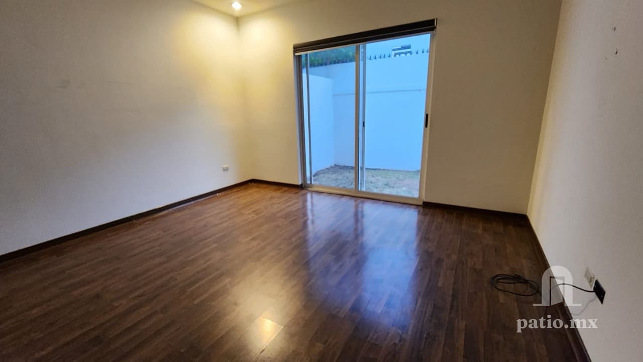 CASA EN FRACC LA SALLE — foto 9
